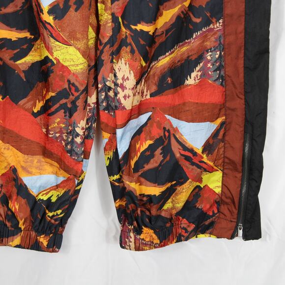 Med FP Free People Printed EndZone TrackPants Ski Nic Route Mocha Apres Mountain - Picture 12 of 15